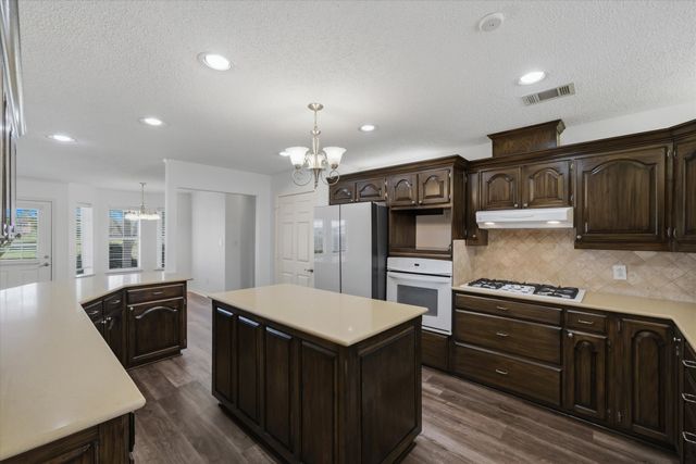 2146 VZ County Road 2205, Canton, TX 75103