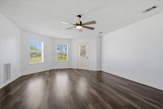 2146 VZ County Road 2205, Canton, TX 75103