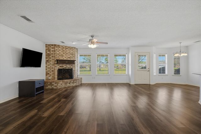 2146 VZ County Road 2205, Canton, TX 75103