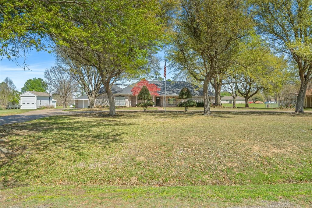 2146 VZ County Road 2205, Canton, TX 75103