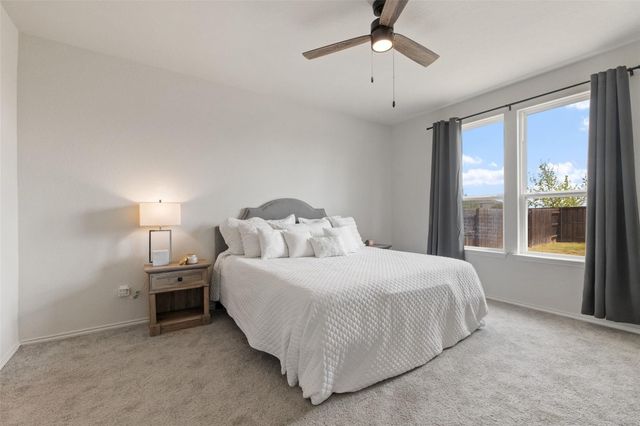 290 Bayberry CIR, Buda, TX 78610