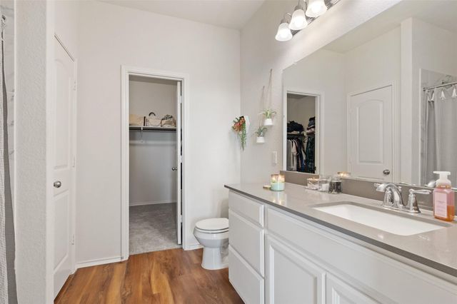 290 Bayberry CIR, Buda, TX 78610