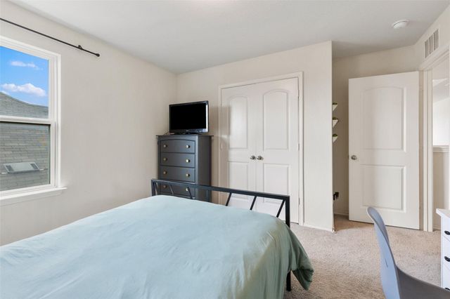 290 Bayberry CIR, Buda, TX 78610