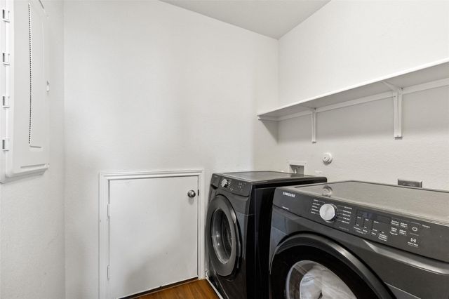 290 Bayberry CIR, Buda, TX 78610