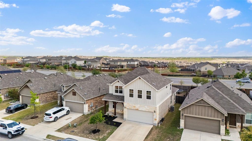290 Bayberry CIR, Buda, TX 78610