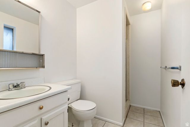 6925 S LEXINGTON DR, West Jordan, UT 84084