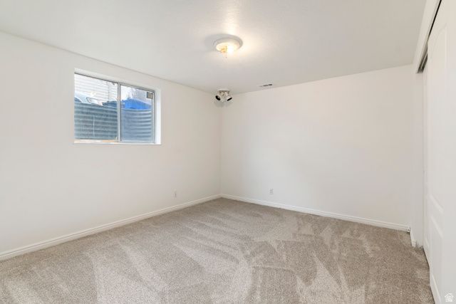 6925 S LEXINGTON DR, West Jordan, UT 84084