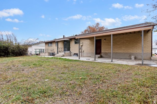 6925 S LEXINGTON DR, West Jordan, UT 84084