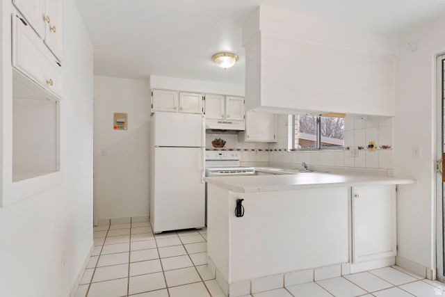 6925 S LEXINGTON DR, West Jordan, UT 84084