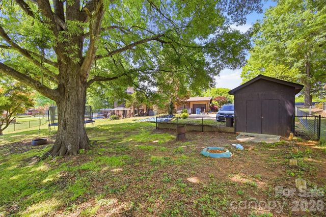 3634 Brookwood Drive, Maiden, NC 28650