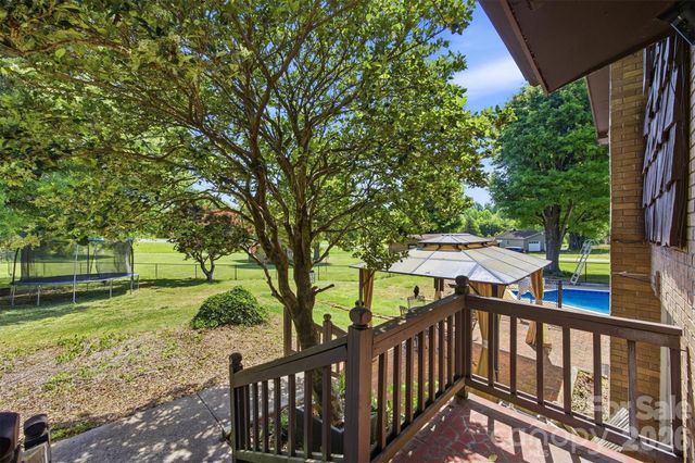 3634 Brookwood Drive, Maiden, NC 28650