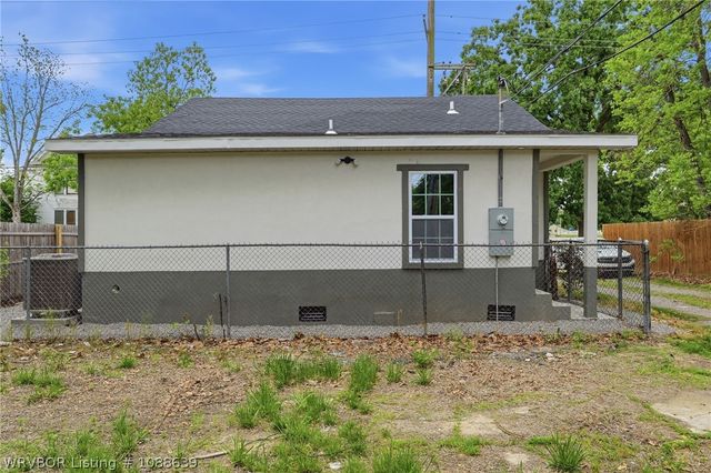 1615 N D Street, Fort Smith, AR 72901