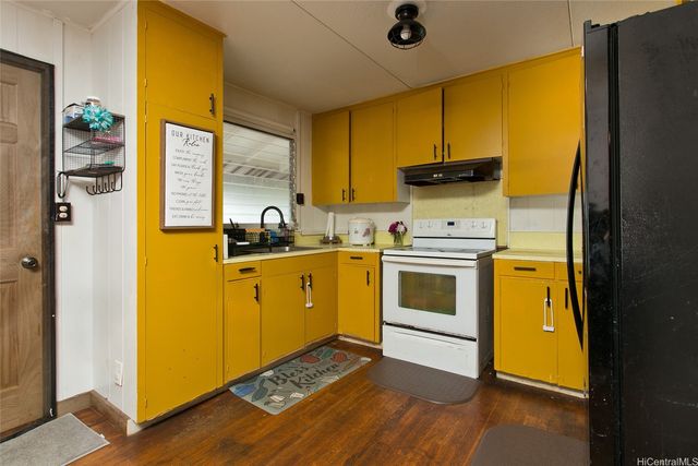 94-967 Kahuailani Street, Waipahu, HI 96797