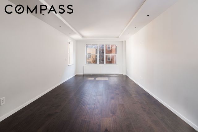 7136 110th St Apt 4C, New York City, NY 11375