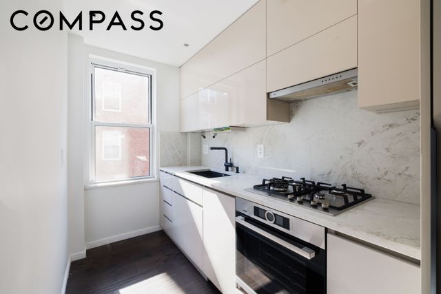 7136 110th St Apt 4C, New York City, NY 11375