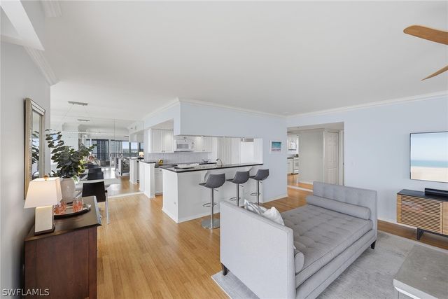 5550 Heron Point DR 1604, Naples, FL 34108