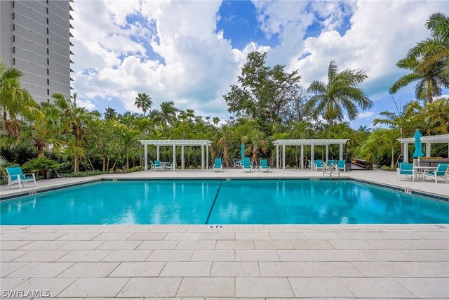 5550 Heron Point DR 1604, Naples, FL 34108