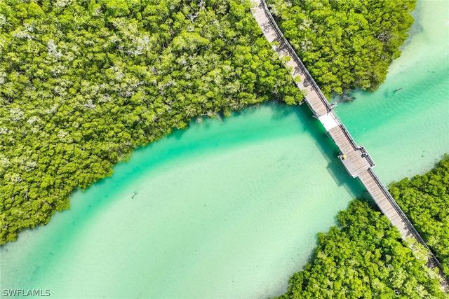 5550 Heron Point DR 1604, Naples, FL 34108