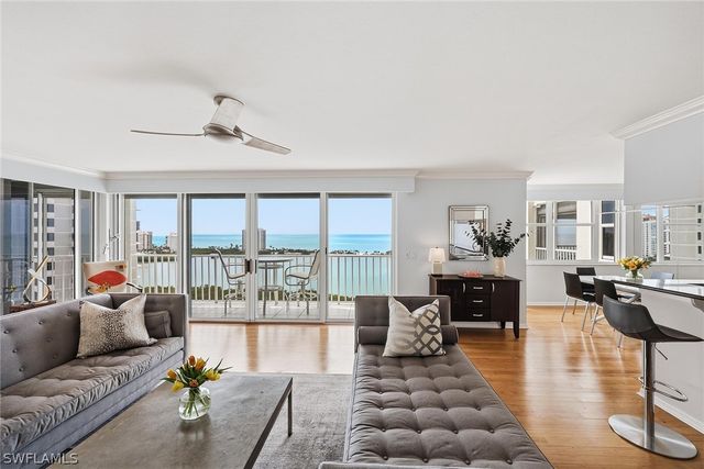 5550 Heron Point DR 1604, Naples, FL 34108