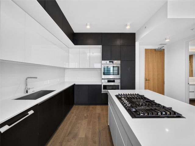313 W 17th ST 1803, Austin, TX 78701