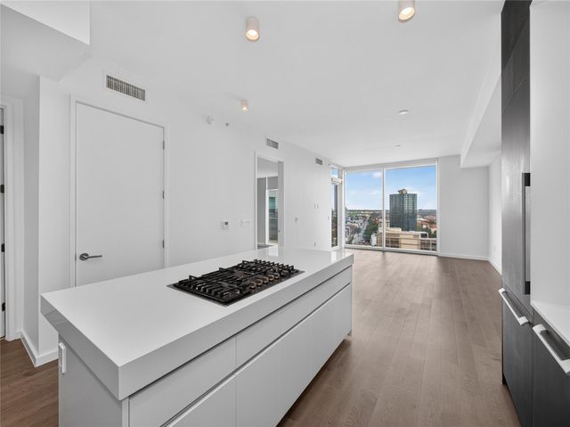 313 W 17th ST 1803, Austin, TX 78701