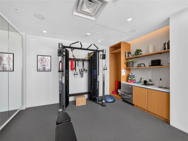 313 W 17th ST 1803, Austin, TX 78701