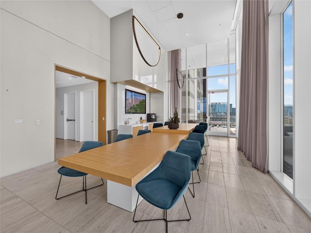 313 W 17th ST 1803, Austin, TX 78701