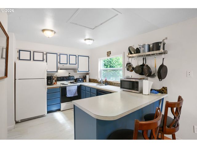 18402 Sw BURNS RIDGE Ct, Beaverton, OR 97007