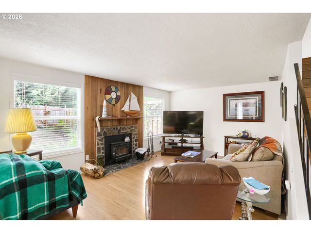 18402 Sw BURNS RIDGE Ct, Beaverton, OR 97007