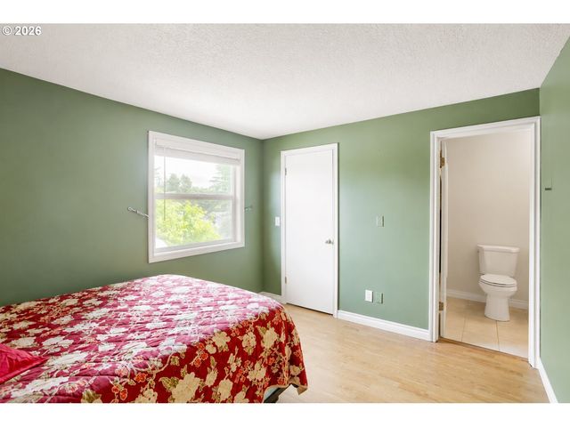 18402 Sw BURNS RIDGE Ct, Beaverton, OR 97007