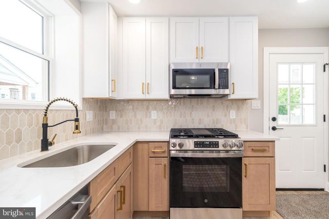 531 N CHESTNUT ST, Lansdale, PA 19446