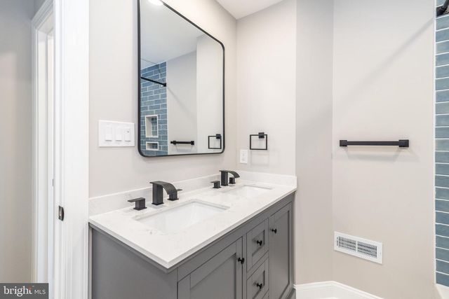 531 N CHESTNUT ST, Lansdale, PA 19446