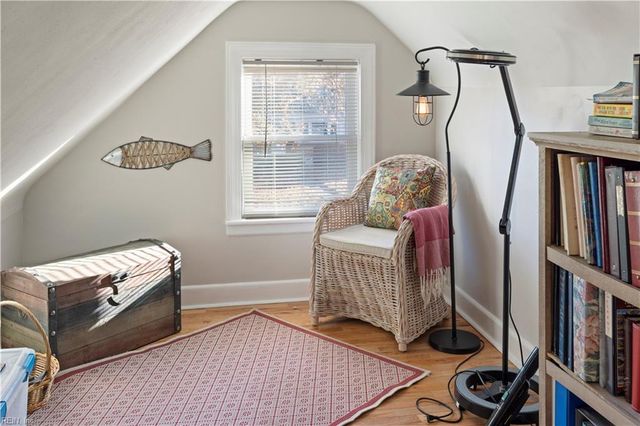 8817 Commodore DR, Norfolk, VA 23503