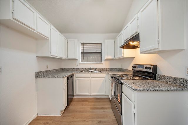 8507 Gatlinburg Drive, Fort Worth, TX 76123
