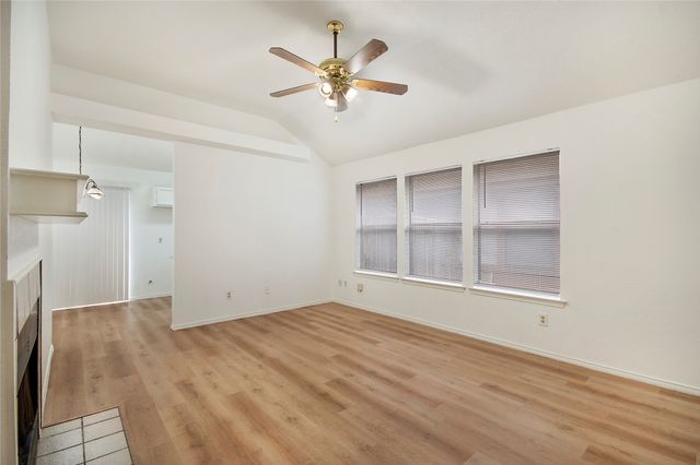 8507 Gatlinburg Drive, Fort Worth, TX 76123