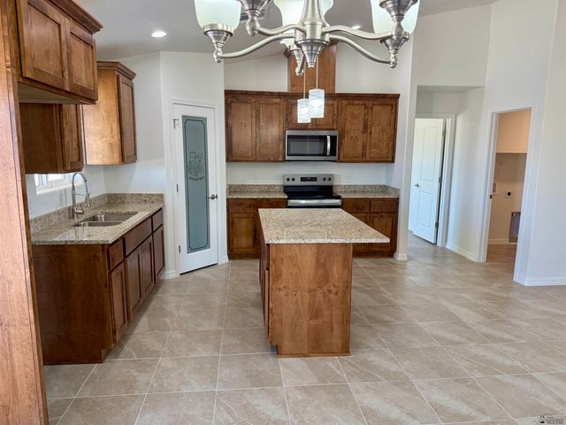 10857 Silver Spur Dr, Wellton, AZ 85356