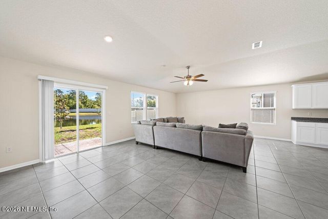 86451 NASSAU CROSSING Way, Yulee, FL 32097