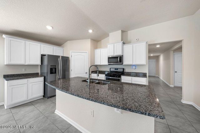 86451 NASSAU CROSSING Way, Yulee, FL 32097