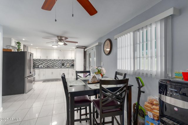 7136 W WESTVIEW Drive, Phoenix, AZ 85033