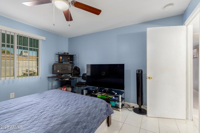 7136 W WESTVIEW Drive, Phoenix, AZ 85033