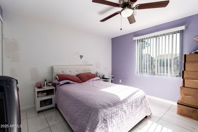 7136 W WESTVIEW Drive, Phoenix, AZ 85033