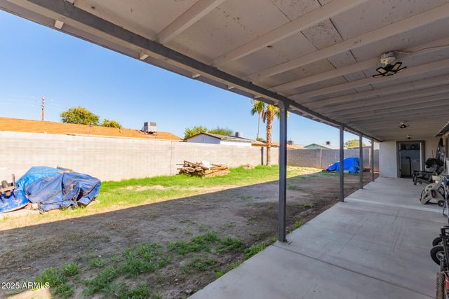 7136 W WESTVIEW Drive, Phoenix, AZ 85033