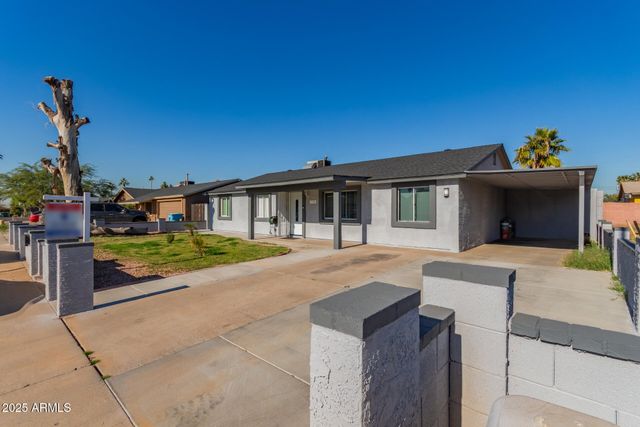 7136 W WESTVIEW Drive, Phoenix, AZ 85033