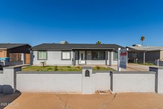 7136 W WESTVIEW Drive, Phoenix, AZ 85033