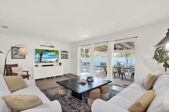 10524 ORANGE GROVE DRIVE, Tampa, FL 33618