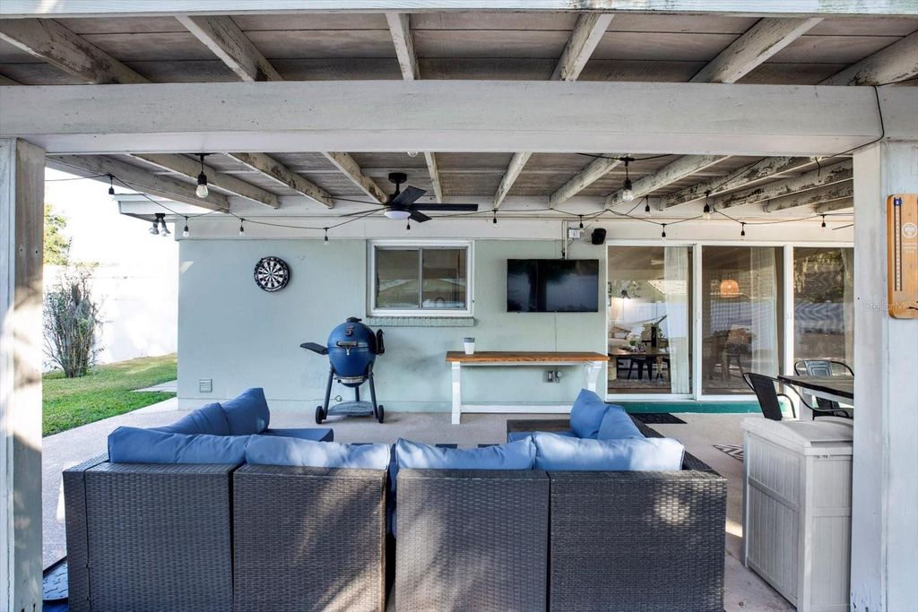 Image 21 of property listing at 10524 ORANGE GROVE DRIVE, Tampa, FL 33618