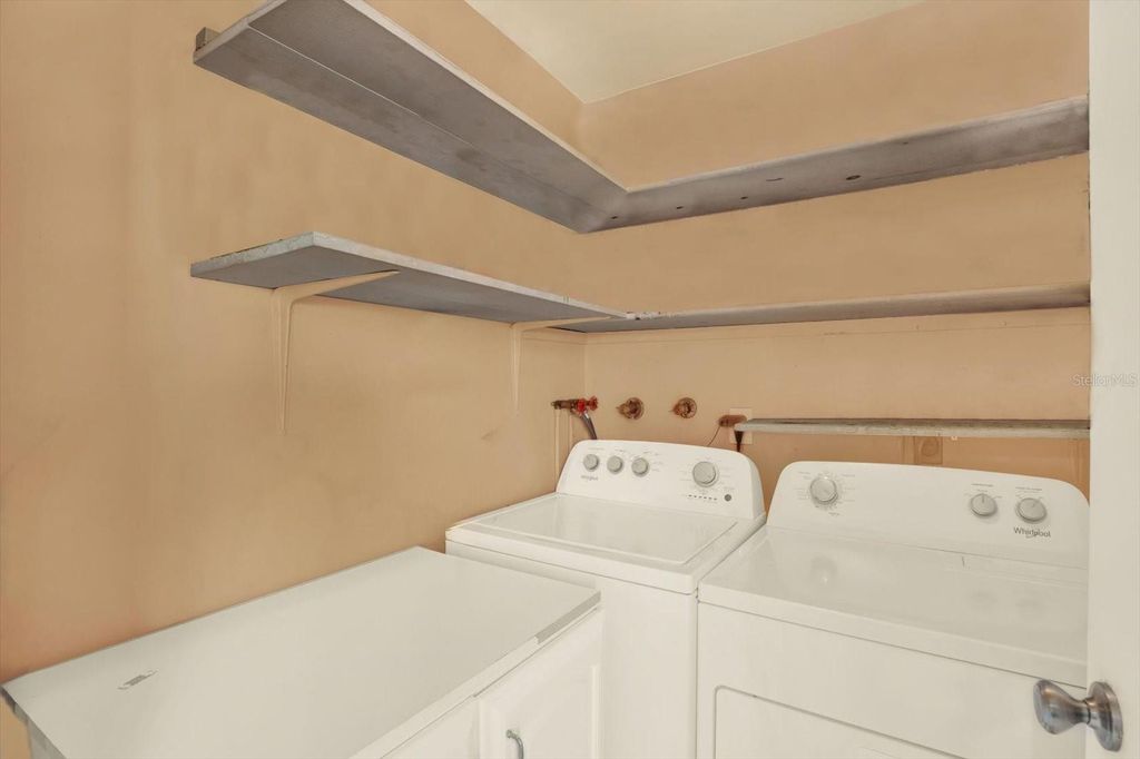 Image 44 of property listing at 10524 ORANGE GROVE DRIVE, Tampa, FL 33618