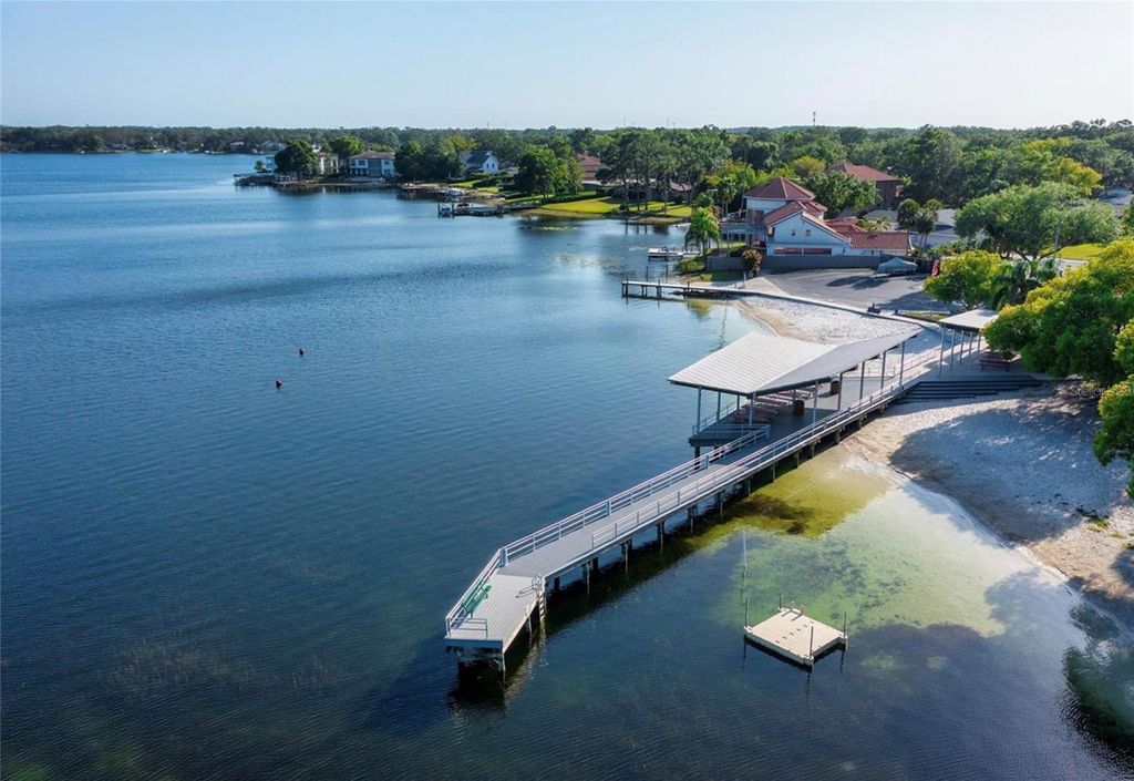 Image 53 of property listing at 10524 ORANGE GROVE DRIVE, Tampa, FL 33618