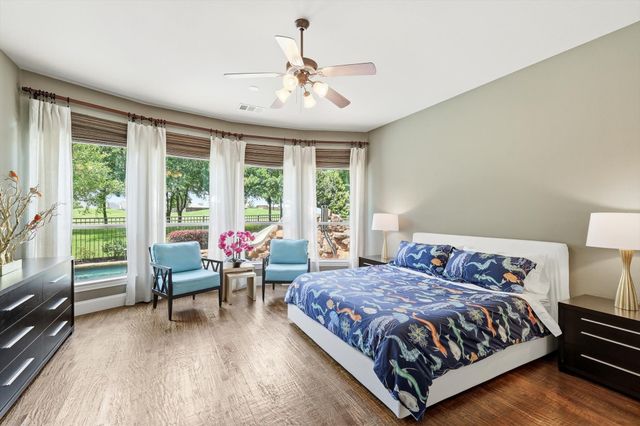 8810 Crockett Drive, Argyle, TX 76226