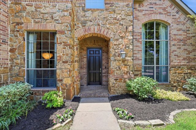8810 Crockett Drive, Argyle, TX 76226